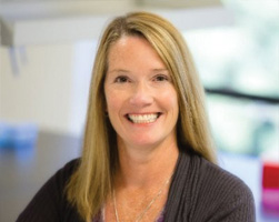 Kelly Blackburn ’82. Link to her story